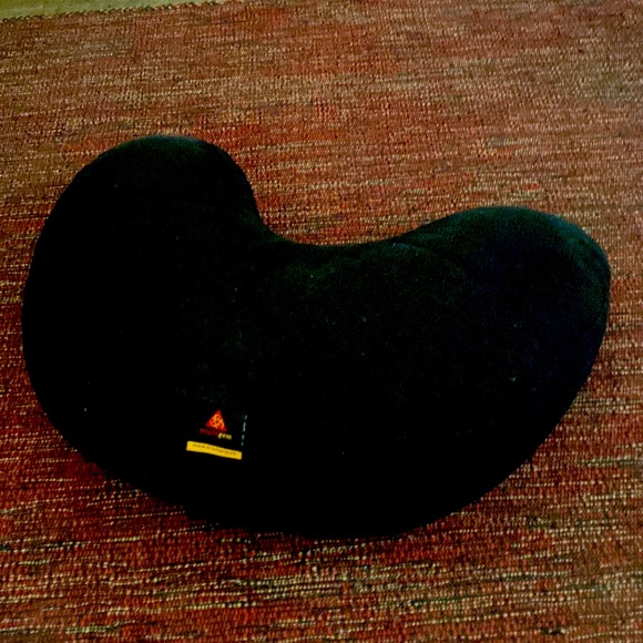 Meditation cushion. New condition. Husk filled. - Picture 2 of 2